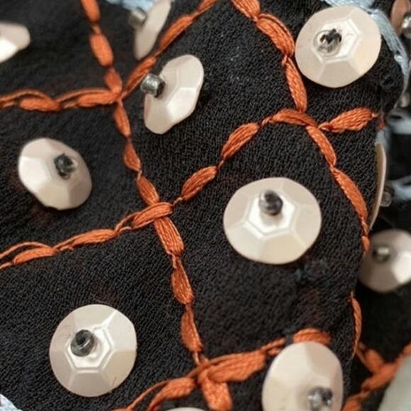 Alice + Olivia Gillian Embroidered Shift Dress - Picture 6 of 6